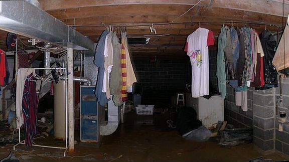 Full unfinished basement