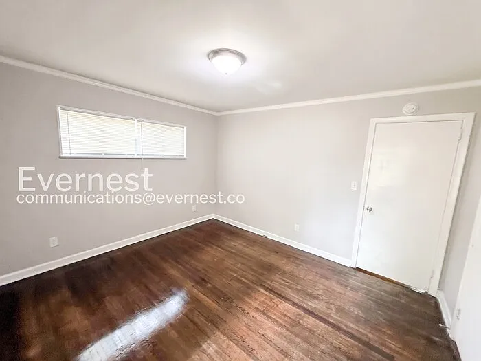 1232 Oakwood St — Photo 19