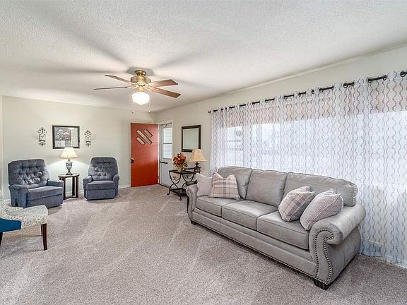 4th image of 603 N Sumner Ave