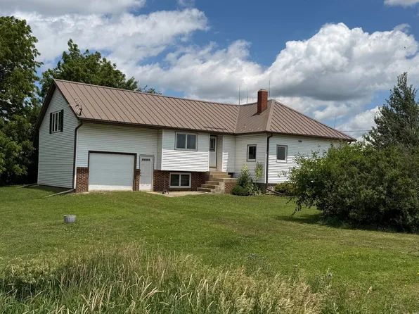 1509 190th St, Schaller, IA 51053
