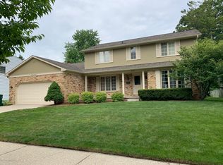 1811 Vassar Dr, Lansing, MI 48912