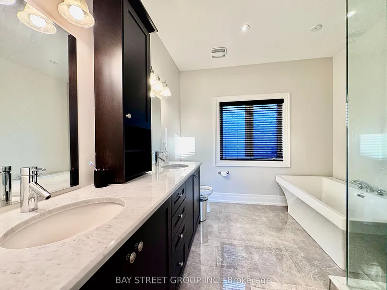 1033 Shaw Dr — Photo 21