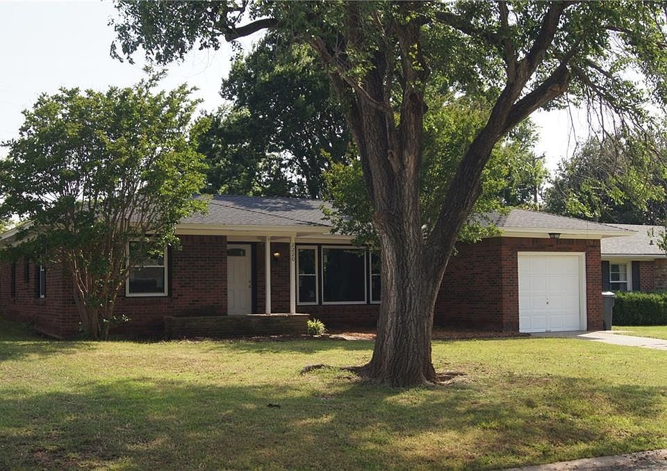 1st image of 2200 Ashley Dr