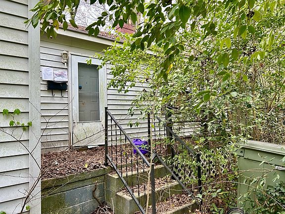 5th image of 1220 Arthur Blvd
