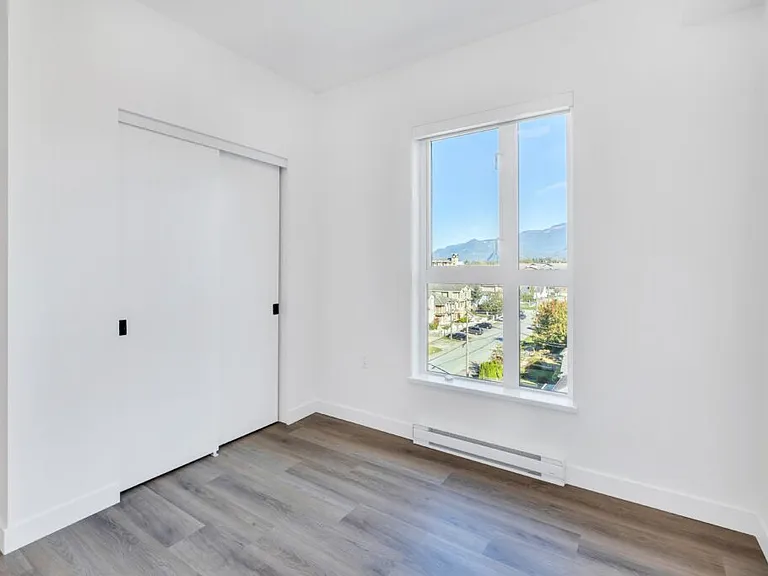 38012 3rd Ave — Photo 33