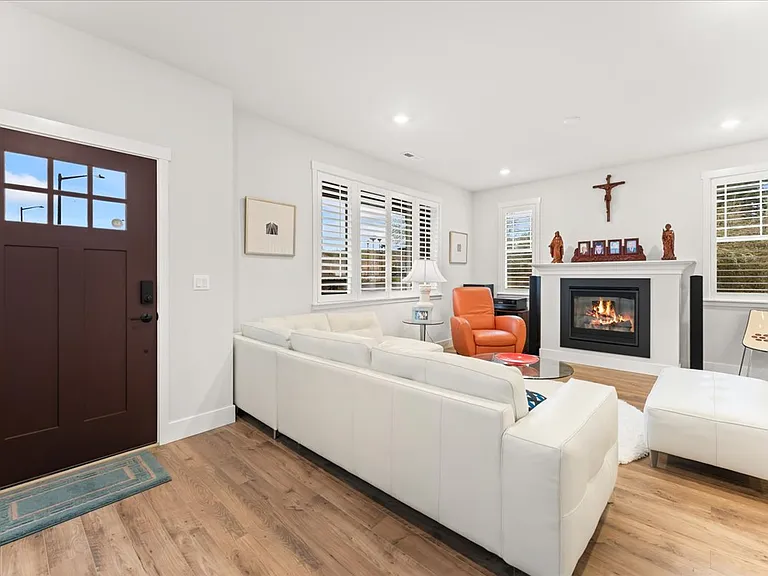 16735 SW Darling Ln — Photo 4