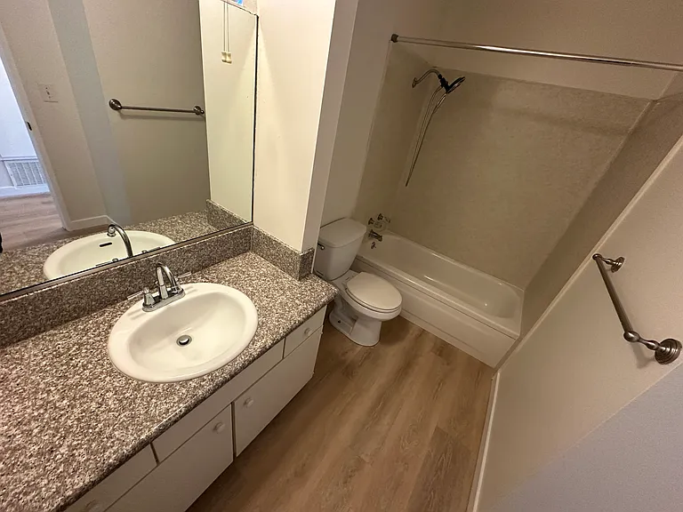 2756 Brea Blvd #B — Photo 2
