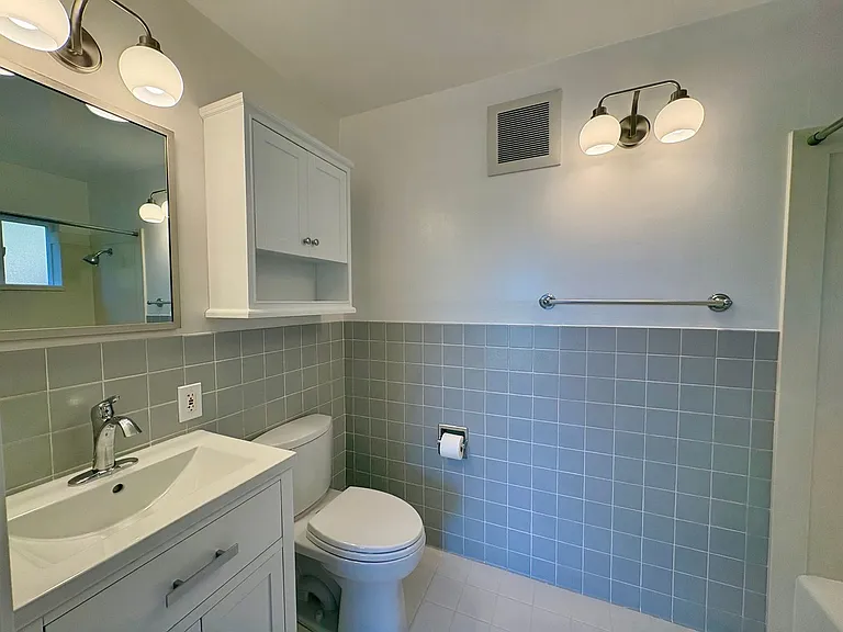 28 Gomez Way #14 — Photo 11