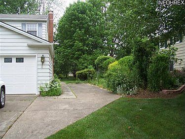 2nd image of 8716 Stafford Dr
