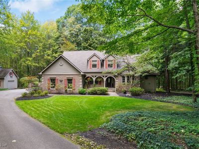 11510 Robin Wood Ln, Chagrin Falls, OH, 44023