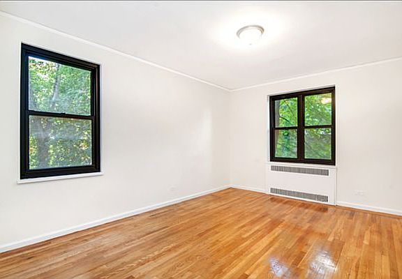 5th image of 223 E 61st St APT 4E