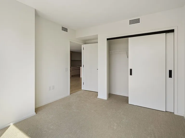 333 Ward Ave #1711 — Photo 22