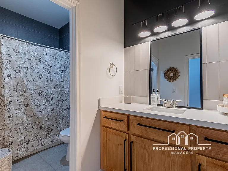 12558 E 49th Dr — Photo 19