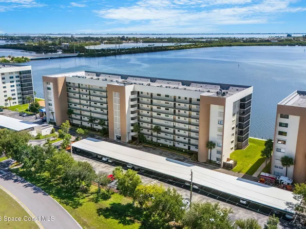 250 S Sykes Creek Pkwy APT B609, Merritt Island, FL 32952