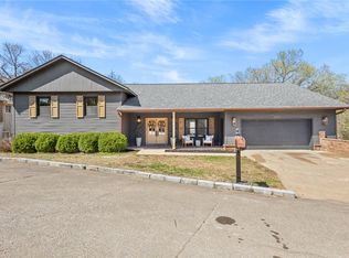 839 E Atalanta Dr, Rogers, AR 72756