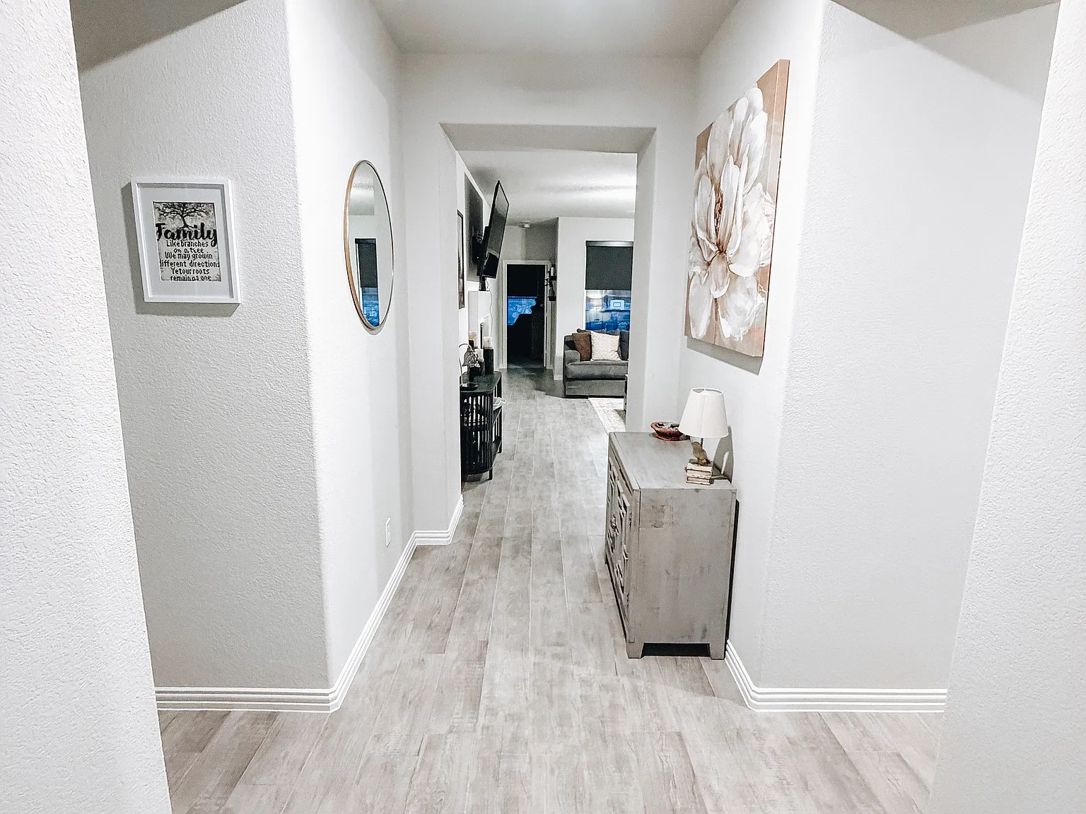 4 bed, 1953 sqft, $3,000 — Photo 4