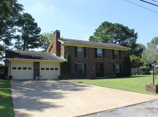 1605 Wayne St, Scottsboro, AL 35768