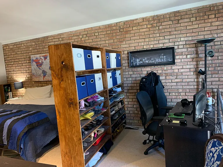 2828 N Burling St #405 — Photo 9