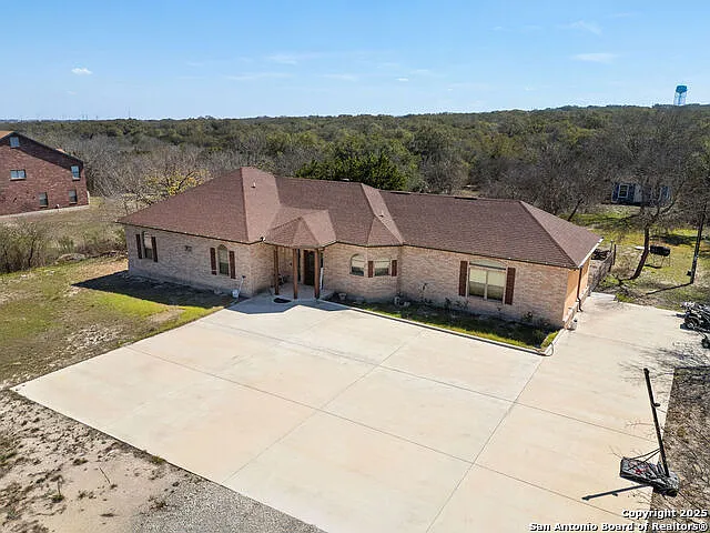 319 County Road 386