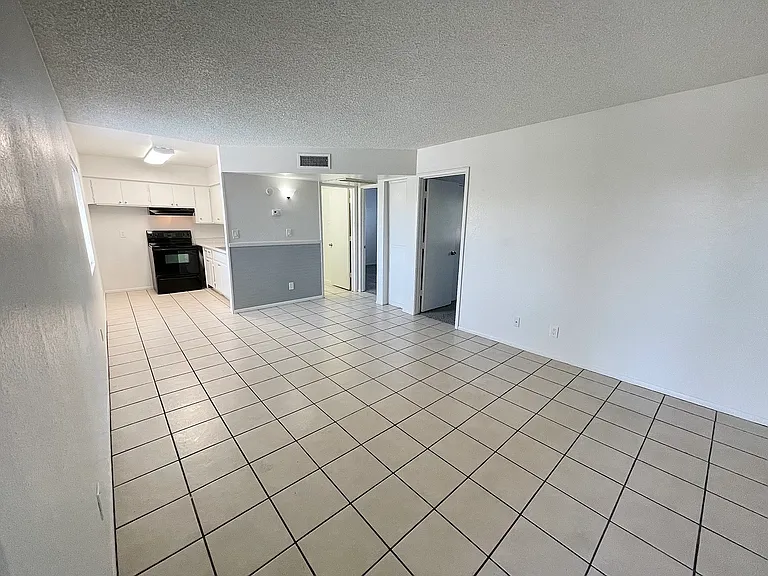 Pine Terrace — Photo 18