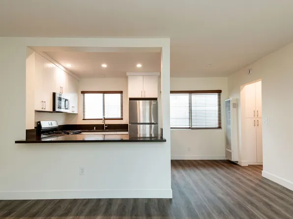 1038 Turquoise St #14, San Diego, CA 92109