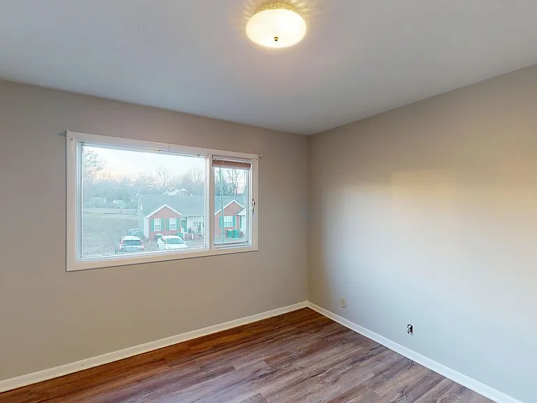 Executive House — Photo 24