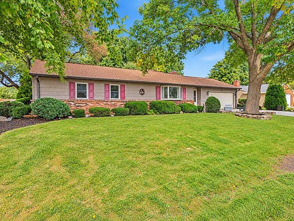 3rd image of 3520 Spring Rd