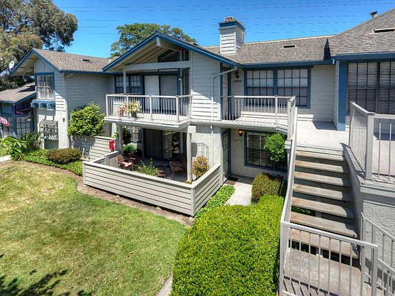 2nd image of 1957 Vista Del Mar