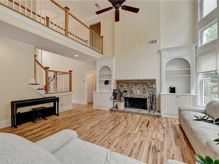 6339 Grand Loop Rd — Photo 3