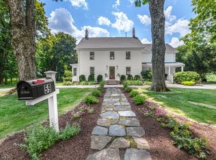59 Hillside Rd, Chester, NJ 07930