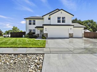 2024 N Scotch Pine Dr, Middleton, ID 83644
