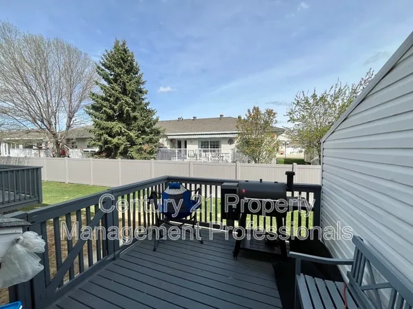 1033 Youville Drive West NW #Nw-29-29, Edmonton, AB T6L 6V9