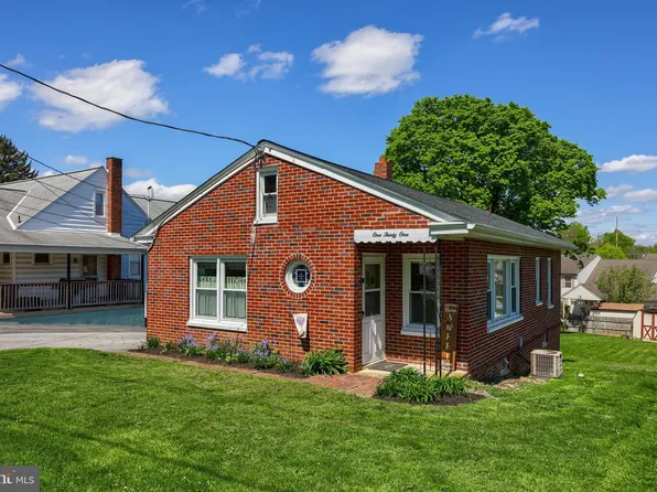 131 E New St, Mountville, PA 17554