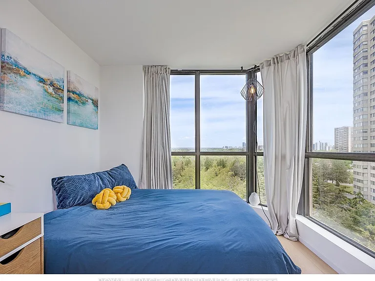 131 Torresdale Ave S #906 — Photo 5