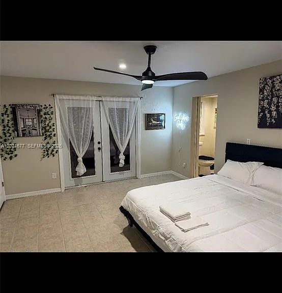 370 Hand Ave — Photo 25