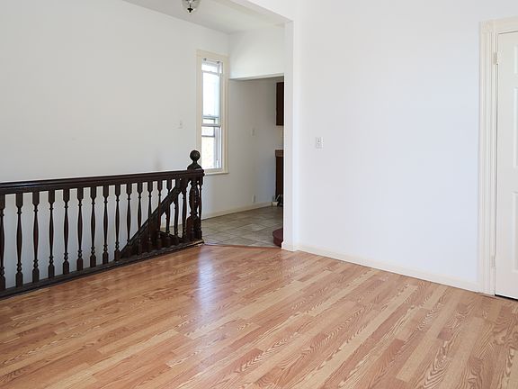 5th image of 36-38 Tappan Ave #2