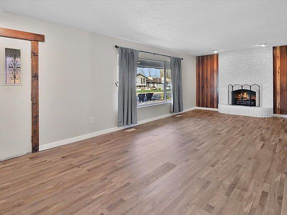 Living room with new gas fireplace