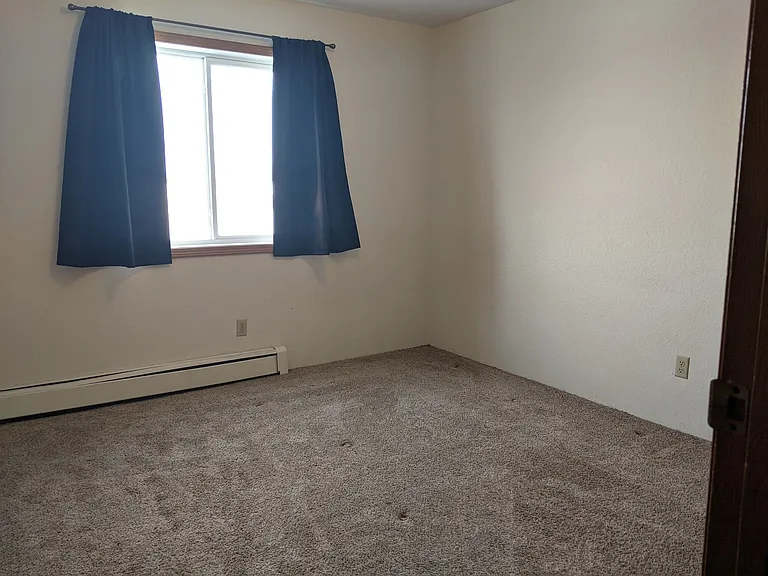Landview Apartments — Photo 17