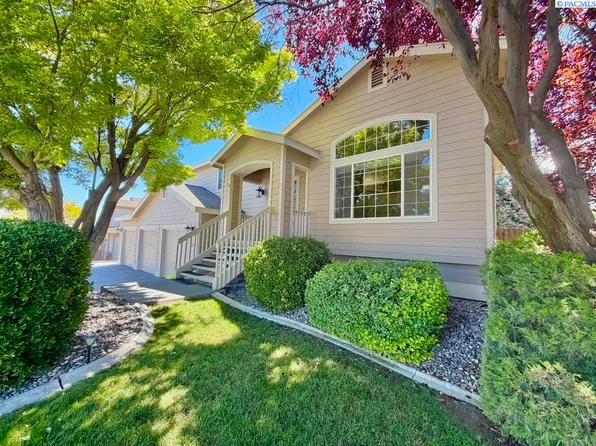 1208 N Pittsburgh St, Kennewick, WA 99336