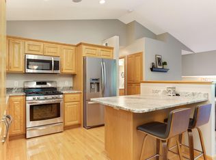 10483 6th St NE, Hanover, MN 55341