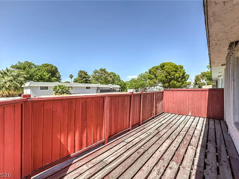 343 Greenbriar Dr #343-TOWNHOUSE — Photo 16