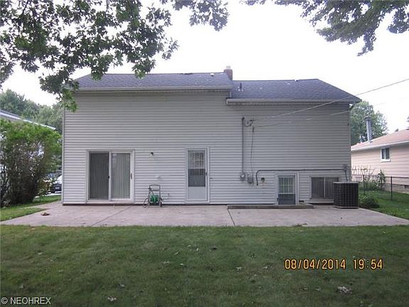 3rd image of 260 E Overlook Dr