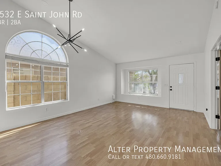 4532 E Saint John Rd — Photo 3