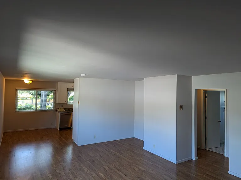 1312 Broad St — Photo 1