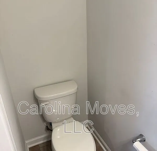 649 Millsgate Cir — Photo 11