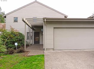 2082 Eastwood Ln, Eugene, OR