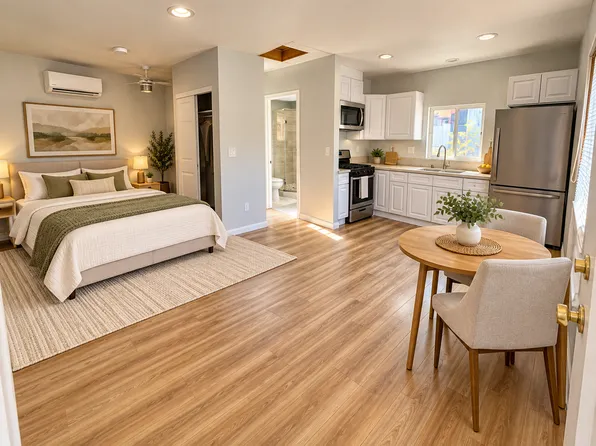 10402 Woodman Ave, Mission Hills, CA 91345