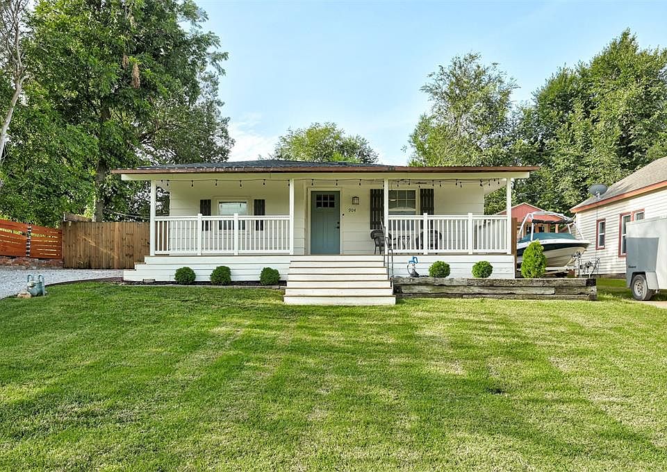 1st image of 904 Kali Ave