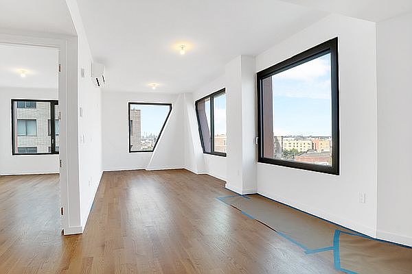 1st image of 54 Noll St #7859