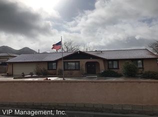 16325 Wintun Rd, Apple Valley, CA 92307